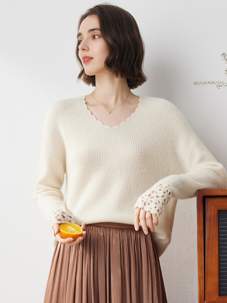 100% Cashmere Women's V-Neck Loose Knit Sweater – COMOBOCA