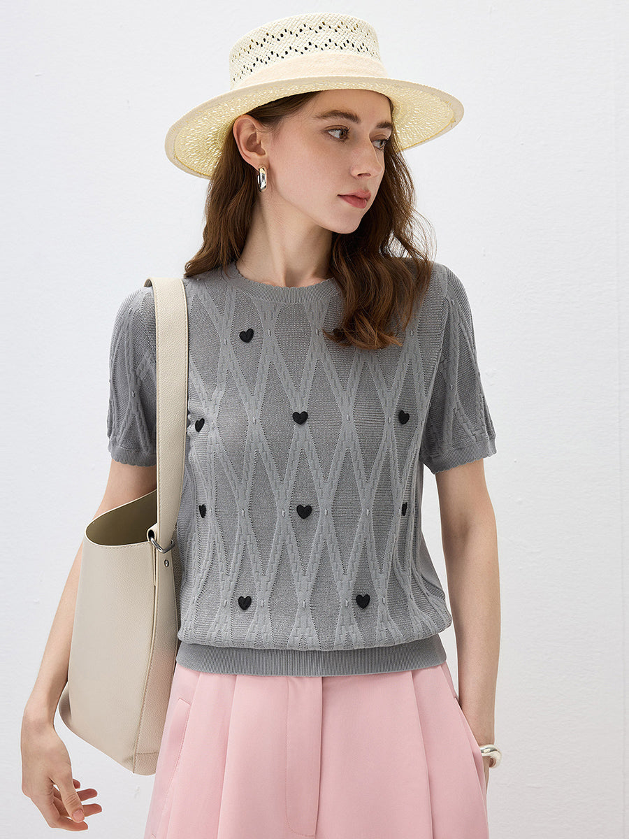 COMOBOCA Gray Women's Heart Appliques Diamond Knit Top