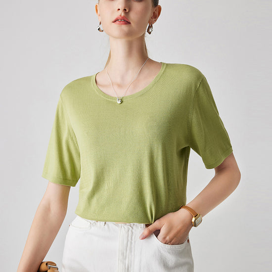 COMOBOCA Bright Green Women's Essential Round Neck Knit T-Shirt