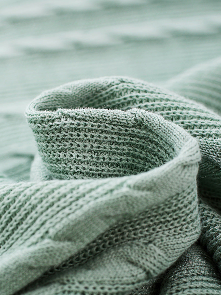 COMOBOCA Women's Cable Knit Embroidered Sweater