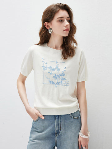 COMOBOCA Cloudy Women's Floral Embroidered Ribbed Knit T-Shirt