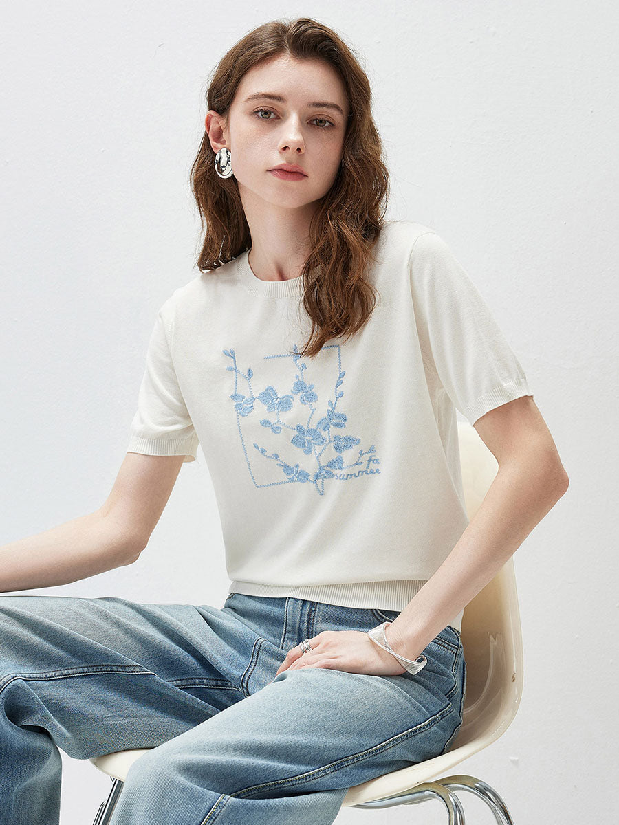COMOBOCA Women's Floral Embroidered Ribbed Knit T-Shirt