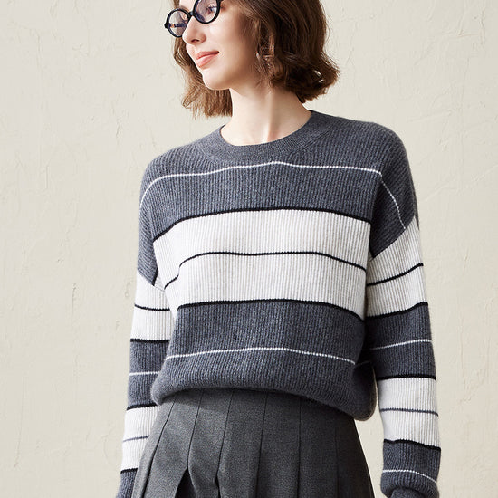 COMOBOCA Gray 100% Cashmere Women's Striped Crewneck Sweater