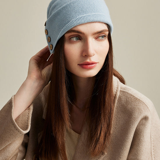 COMOBOCA Light Blue 100% Cashmere Women's Button Decorated Knit Beanie