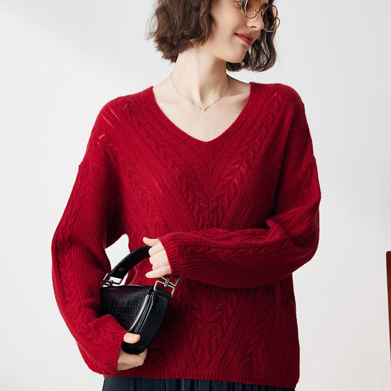 COMOBOCA RED 100% Cashmere Women's V-Neck Drop Shoulder Sweater
