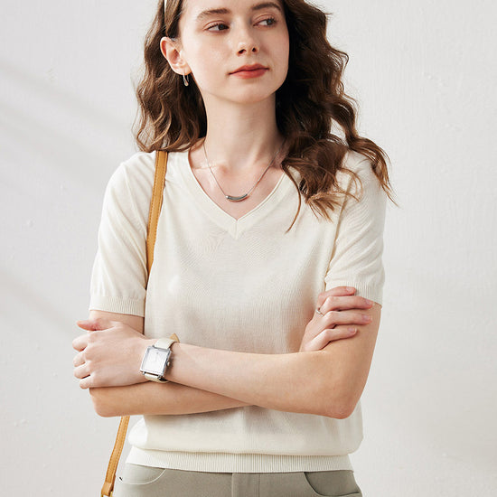 COMOBOCA Cream Women's Lyocell V-Neck Ribbed Knit T-Shirt