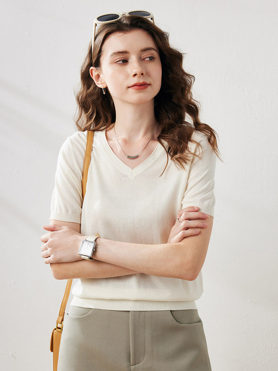 COMOBOCA Cream Women's Lyocell V-Neck Ribbed Knit T-Shirt