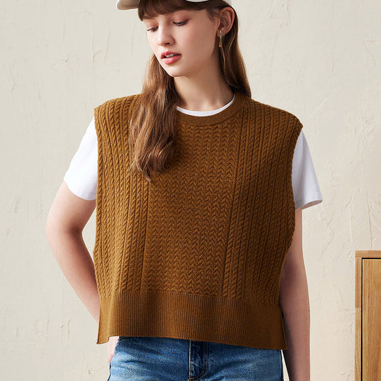 COMOBOCA Brown 100% Wool Women's Knit Sleeveless Sweater Vest