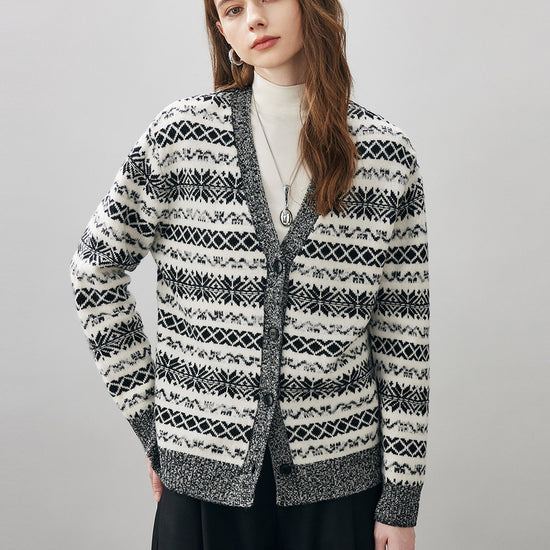 COMOBOCA Multicolor 100% Wool Women's Snowflake Pattern Cardigan