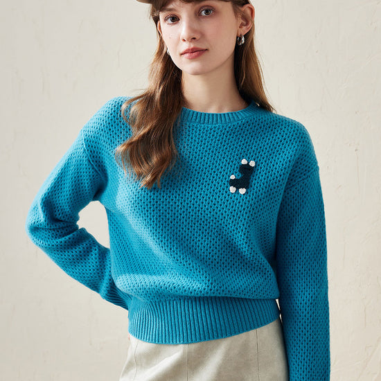 COMOBOCA 100% Wool Women's Embroidered Patch Knit Sweater