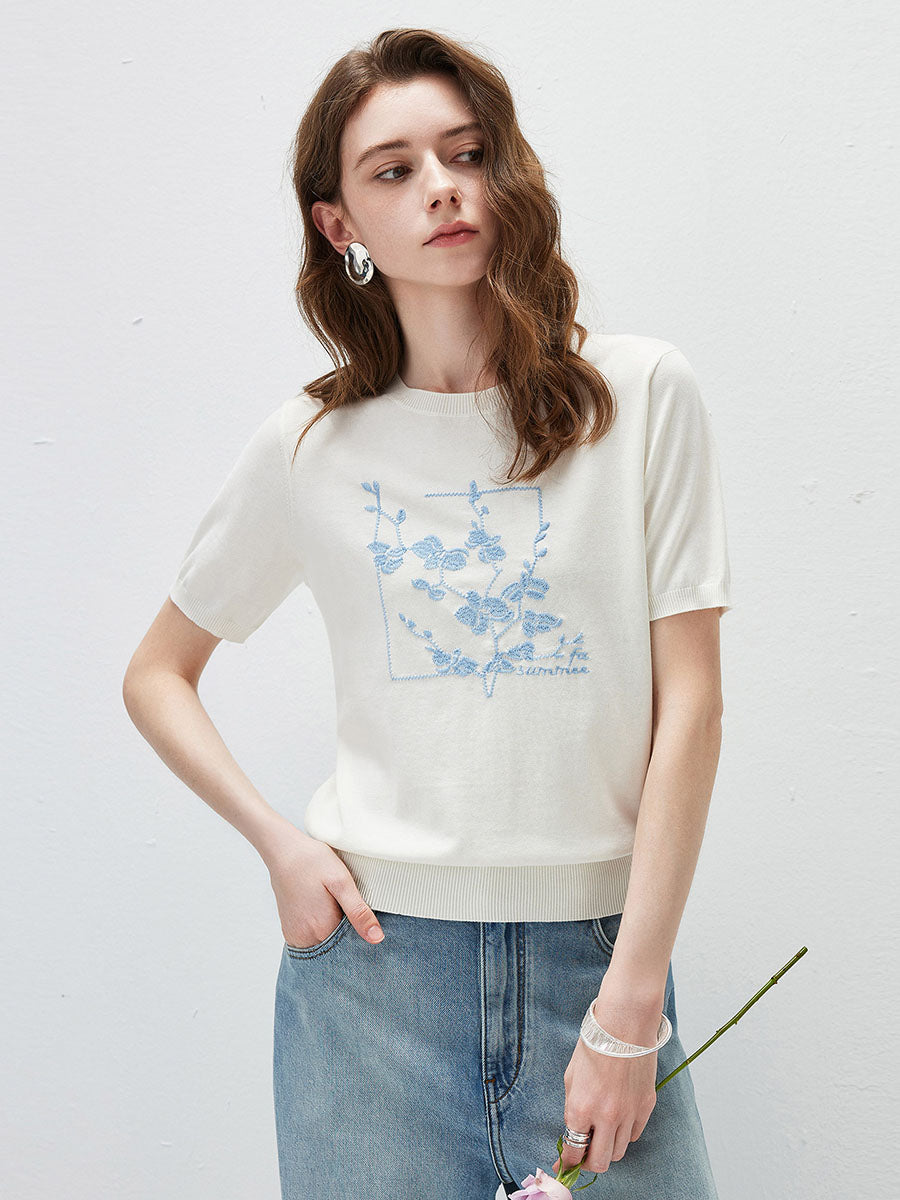 COMOBOCA Women's Floral Embroidered Ribbed Knit T-Shirt