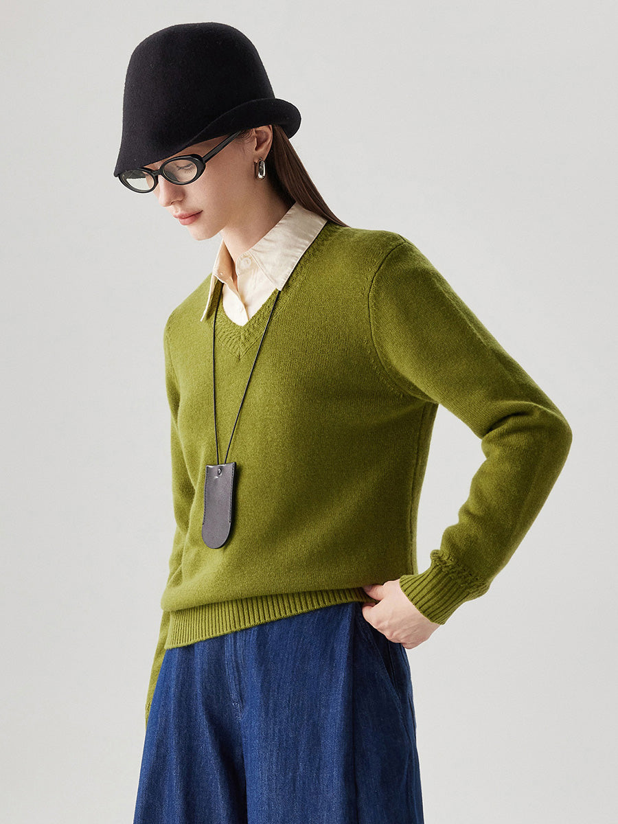 COMOBOCA 100% Wool Women's V-Neck Ribbed Knit Sweater