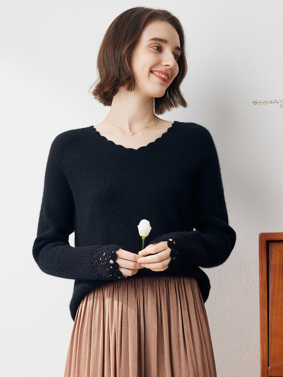 100% Cashmere Women's V-Neck Loose Knit Sweater – COMOBOCA