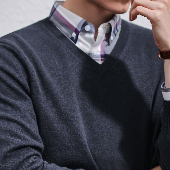 COMOBOCA 100% Cashmere Men's V-Neck Sweater