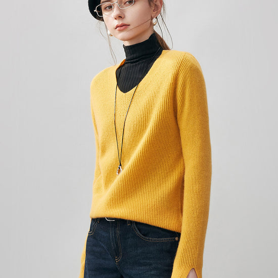 COMOBOCA 100% Cashmere Women's V-Neck Ribbed Knit Sweater