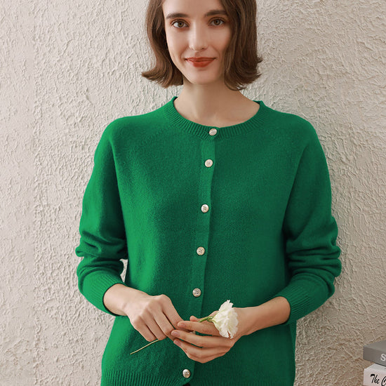 COMOBOCA 100% Wool Women's Round Neck Cardigan Sweater