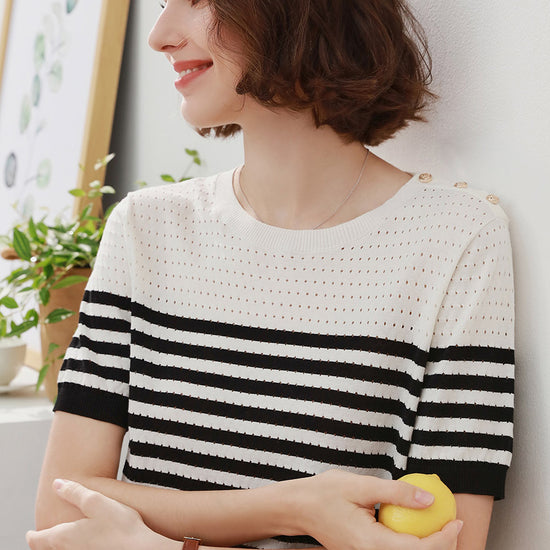 COMOBOCA Women's Striped Knit T-Shirt