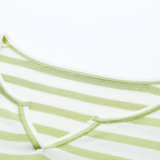 COMOBOCA Women's Striped Long Sleeve V-Neck T-Shirt