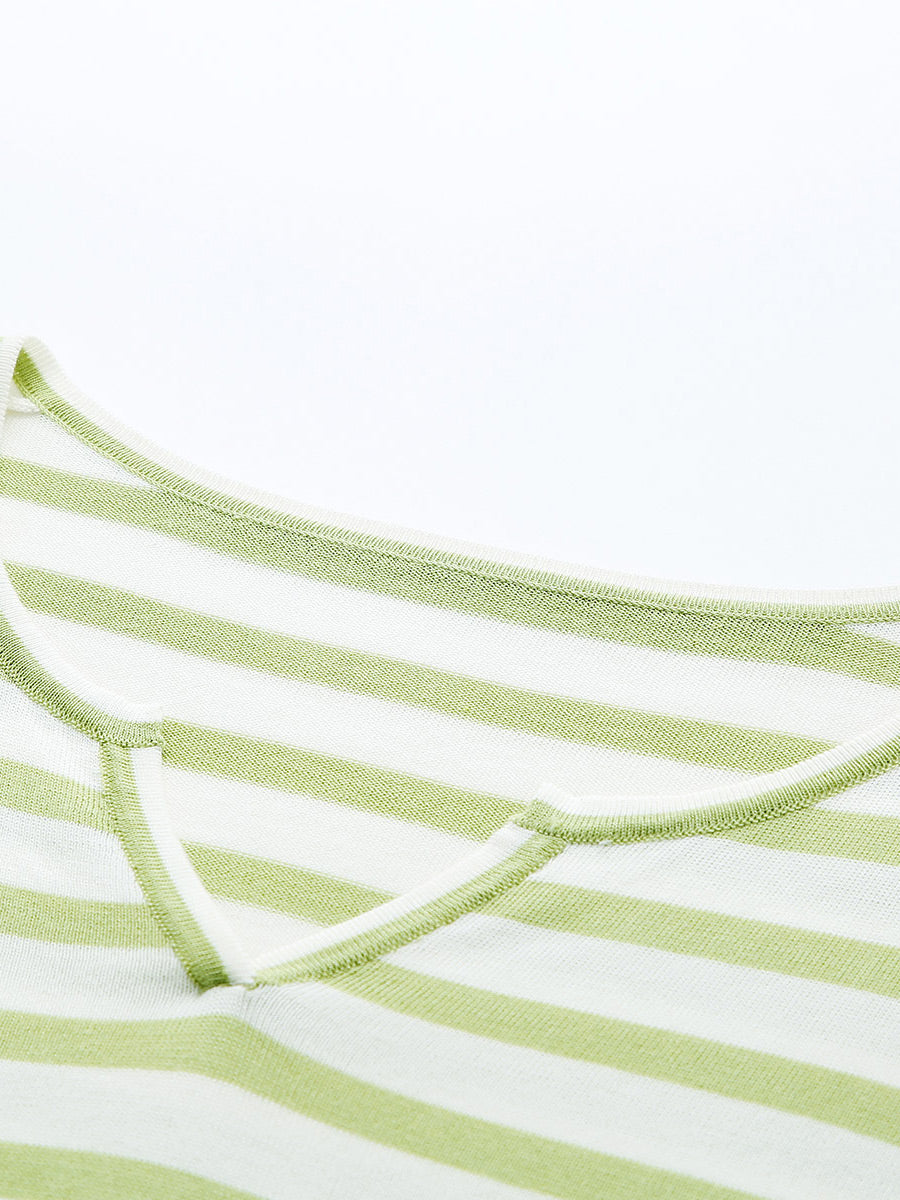 COMOBOCA Women's Striped Long Sleeve V-Neck T-Shirt