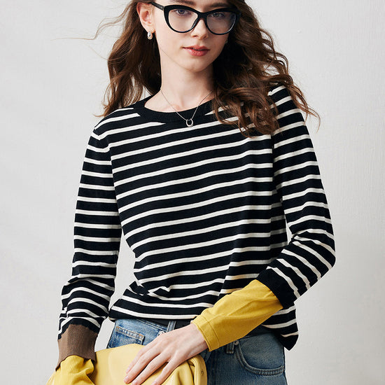 COMOBOCA Black Women's Striped Round Neck T-Shirt Sweater