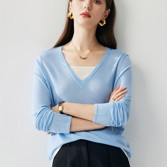 COMOBOCA LIGHT BLUE Women's V-Neck Layered Knit Sweater