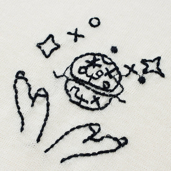 COMOBOCA Women's Embroidered Collared Knit T-Shirt