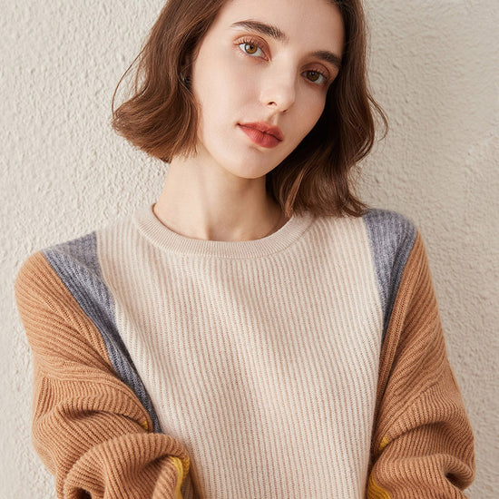 COMOBOCA 100% Cashmere Women's Crew Neck Fish Scale Inlay Sweater