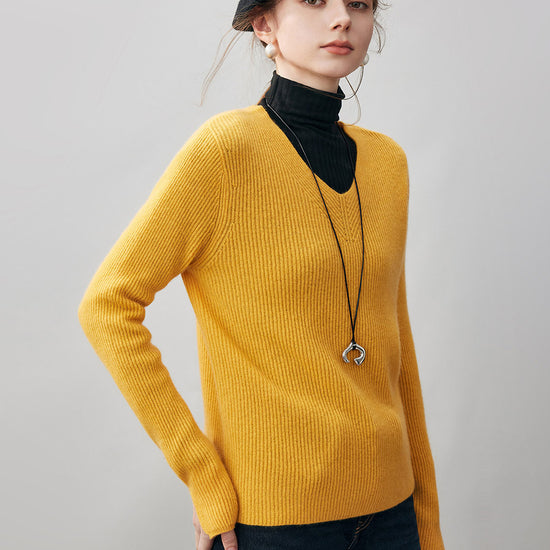 COMOBOCA 100% Cashmere Women's V-Neck Ribbed Knit Sweater