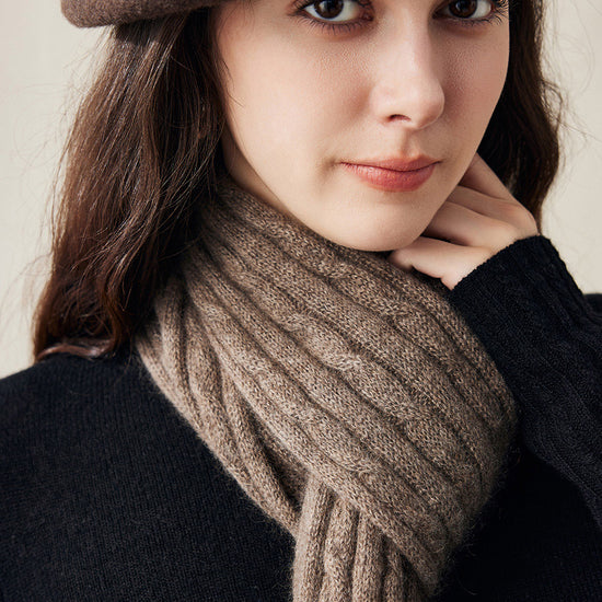 COMOBOCA Camel 100% Cashmere Classic Cable Knit Scarf