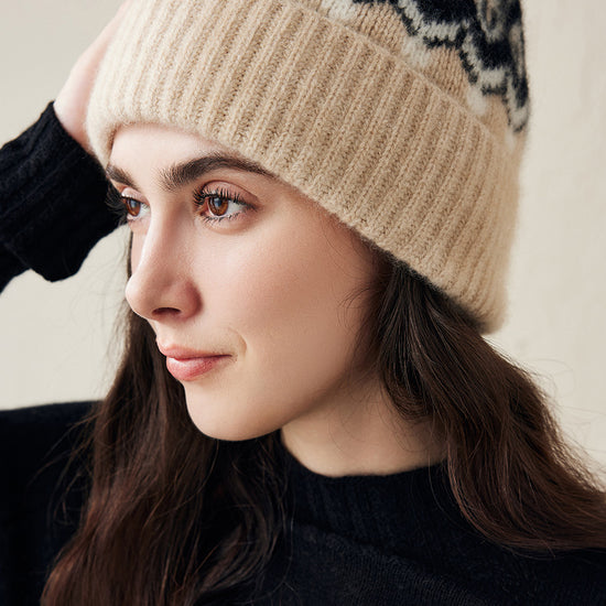 COMOBOCA Camel 100% Cashmere Soft Knit Ribbed Beanie