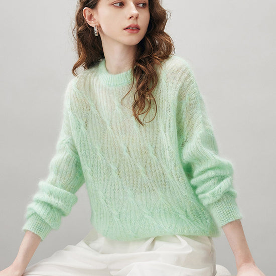 COMOBOCA Women's Mohair Cable Knit Round Neck Sweater