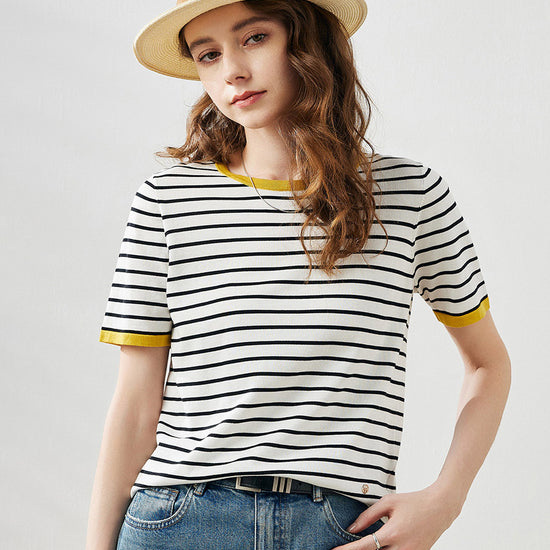 COMOBOCA Cloudy Women's Striped Ribbed Contrast Trim T-Shirt