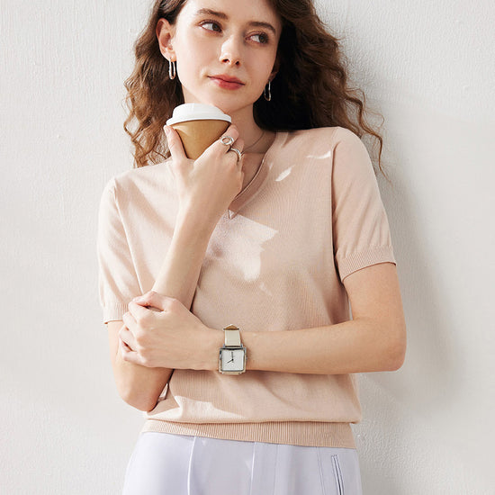 COMOBOCA Light Pink Women's V-Neck Knit T-Shirt