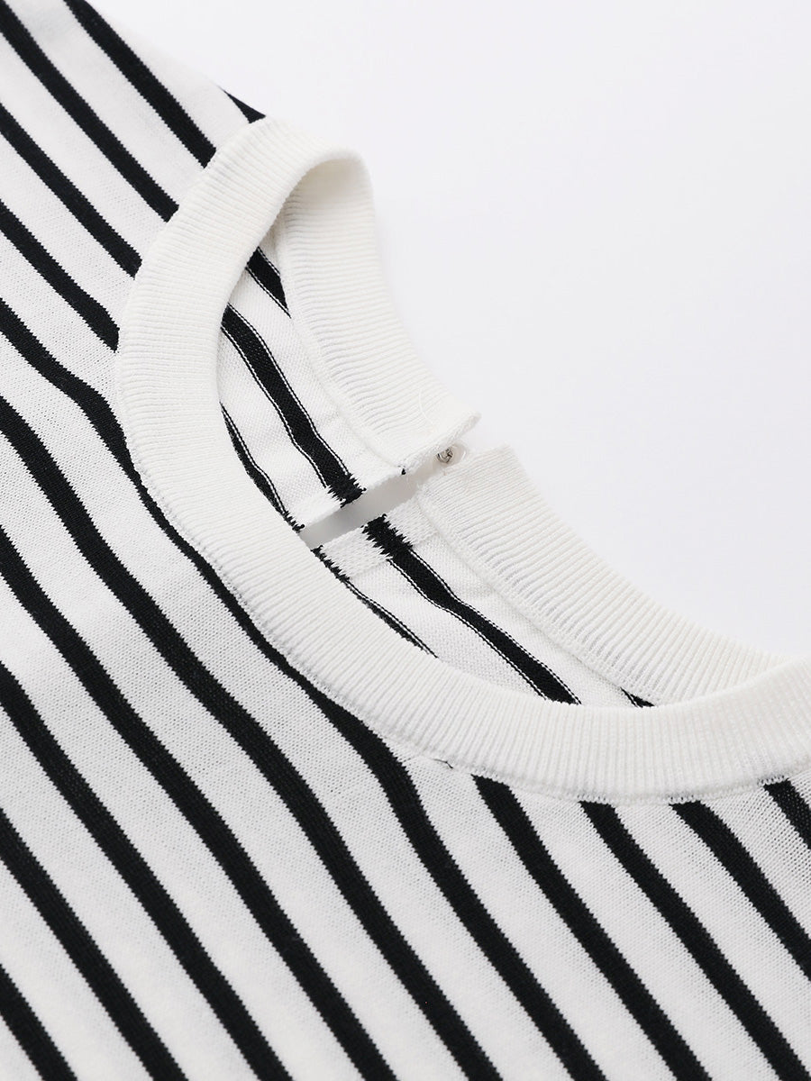 COMOBOCA Women's Striped Button Back T-Shirt