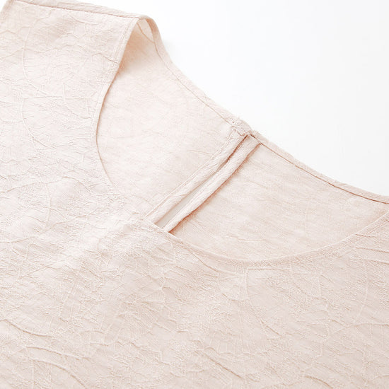 COMOBOCA Women's Textured Back Keyhole Tank Top