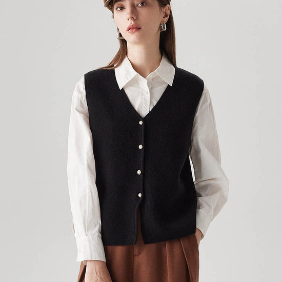 COMOBOCA 100% Wool Women's Button-Down Knit Vest