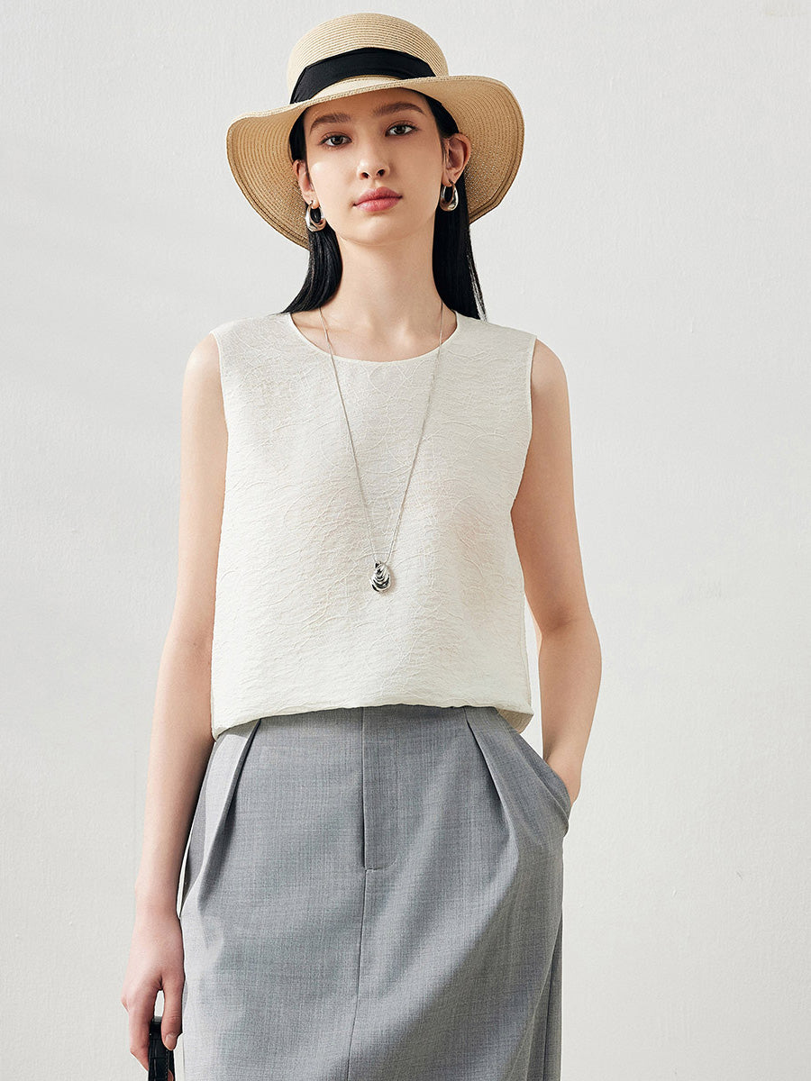 COMOBOCA White Women's Textured Back Keyhole Tank Top