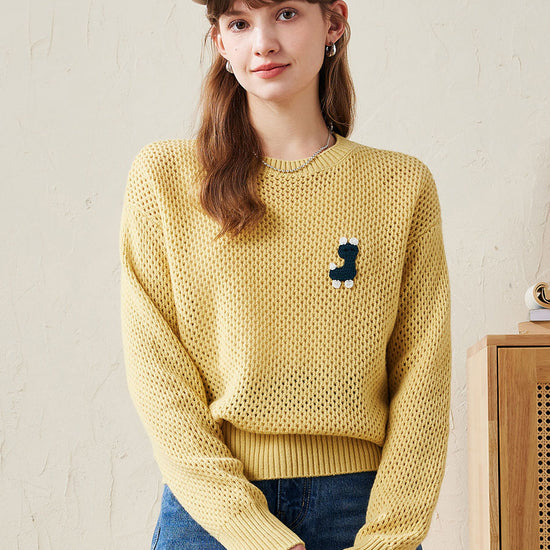 COMOBOCA Yellow 100% Wool Women's Embroidered Patch Knit Sweater