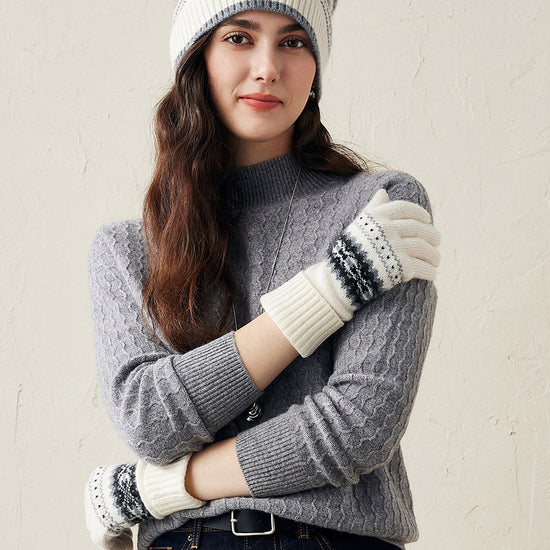 COMOBOCA 100% Cashmere Soft Knit Gloves with Nordic Design