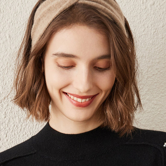 COMOBOCA 100% Cashmere Cozy Knitted Twist Headband