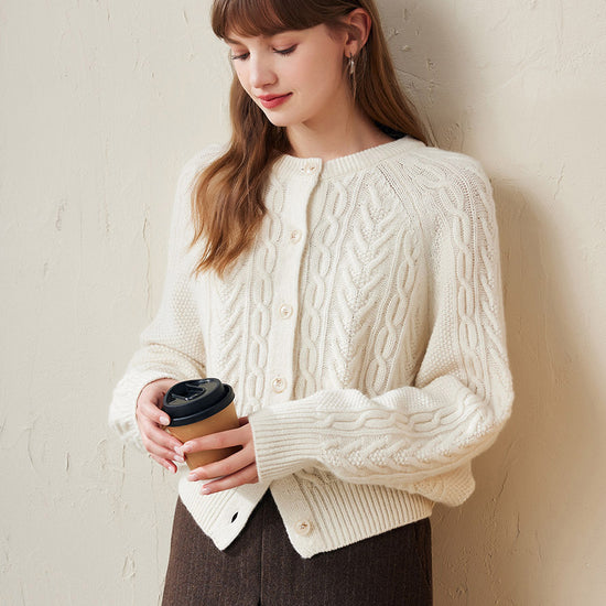 COMOBOCA White 100% Wool Women's Cable Knit Button Cardigan