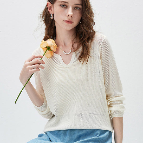 COMOBOCA Women's Split V-Neck Knit Sweater