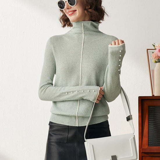 COMOBOCA Light Green 100% Cashmere Women's Pearl Buttoned Sweater