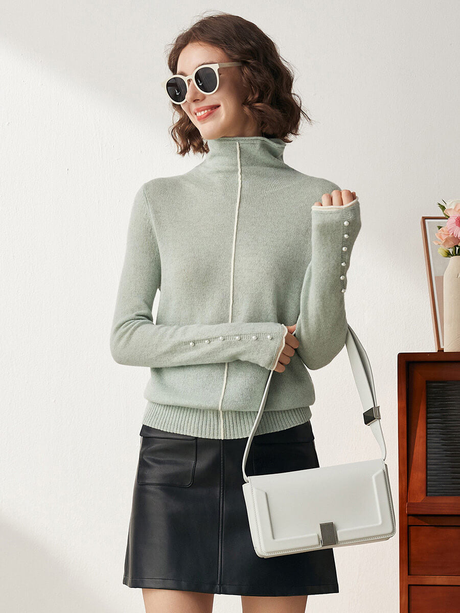 COMOBOCA Light Green 100% Cashmere Women's Pearl Buttoned Sweater