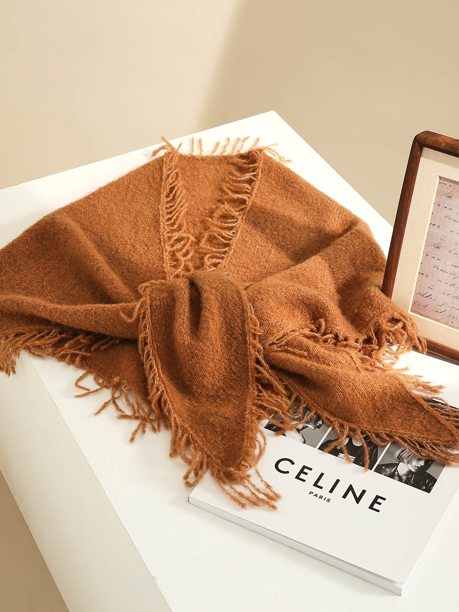 COMOBOCA Women's Fringed Triangle Knit Scarf