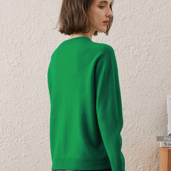 COMOBOCA 100% Wool Women's Round Neck Cardigan Sweater