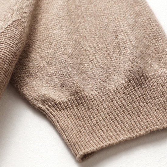 COMOBOCA 100% Wool Women's Seamless Round Neck Knit Sweater