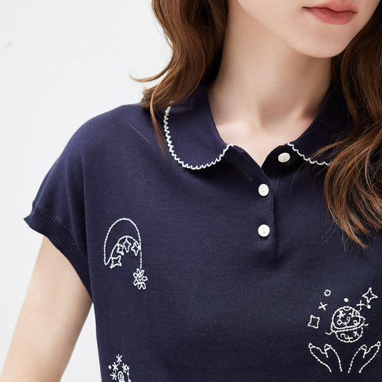 COMOBOCA Women's Embroidered Collared Knit T-Shirt