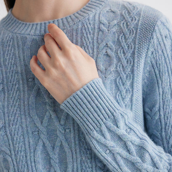 COMOBOCA 100% Cashmere Women's Cable Round Neck Knit Sweater