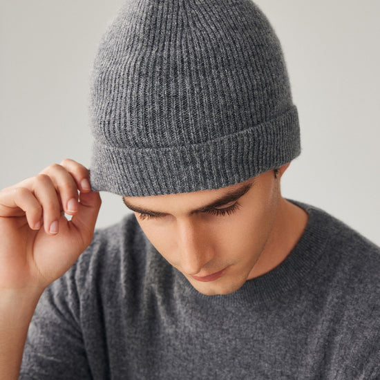 COMOBOCA 100% Wool Men's Ribbed Knit Beanie